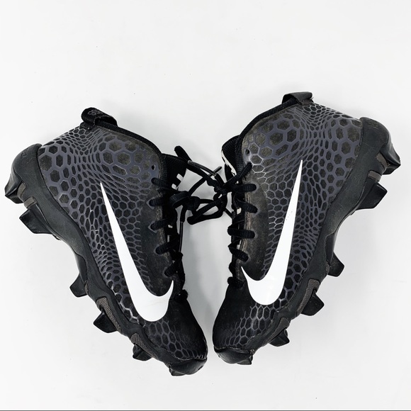 trout 5 cleats youth